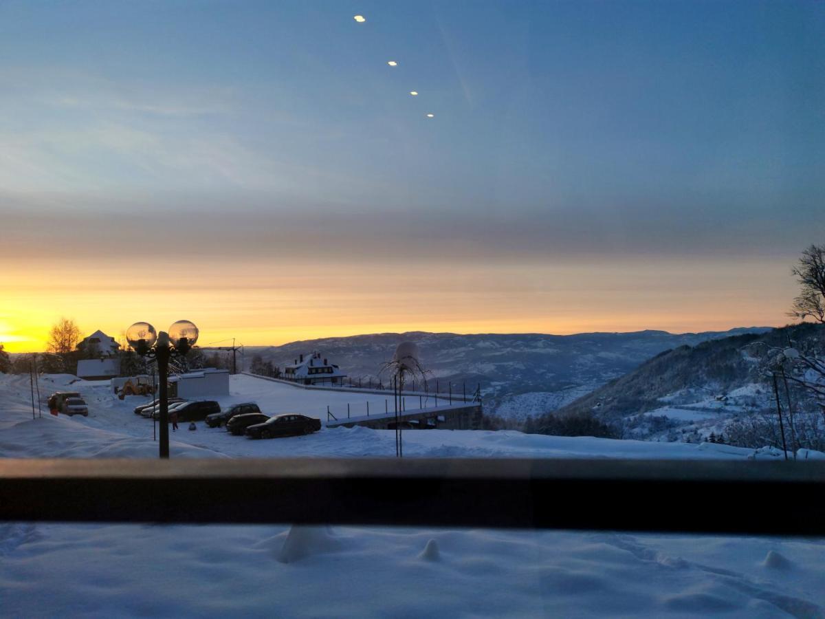 Golden Sky - Milmari Resort & Spa コパオニク エクステリア 写真
